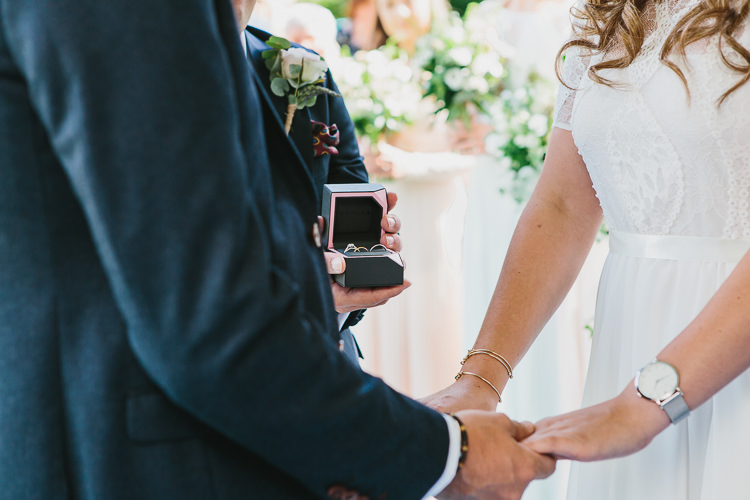 Bohemian Outdoor Country Wedding https://www.alexapoppeweddingphotography.com/