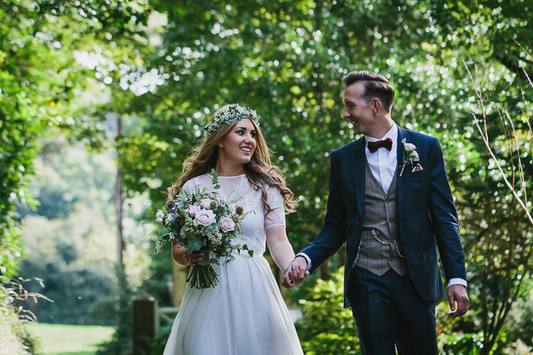 Bohemian Outdoor Country Wedding https://www.alexapoppeweddingphotography.com/
