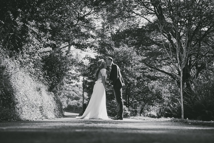 Bohemian Outdoor Country Wedding https://www.alexapoppeweddingphotography.com/