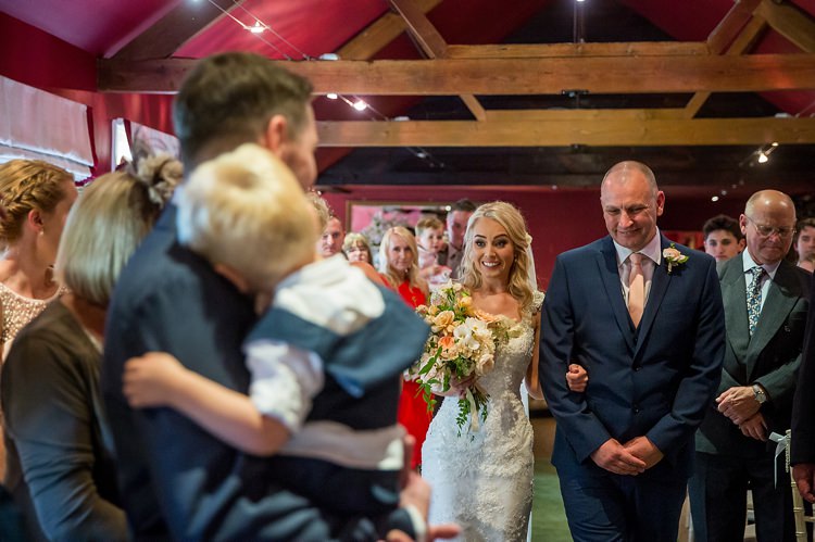 Romantic Summer Country Blush Wedding http://katherineashdown.co.uk/