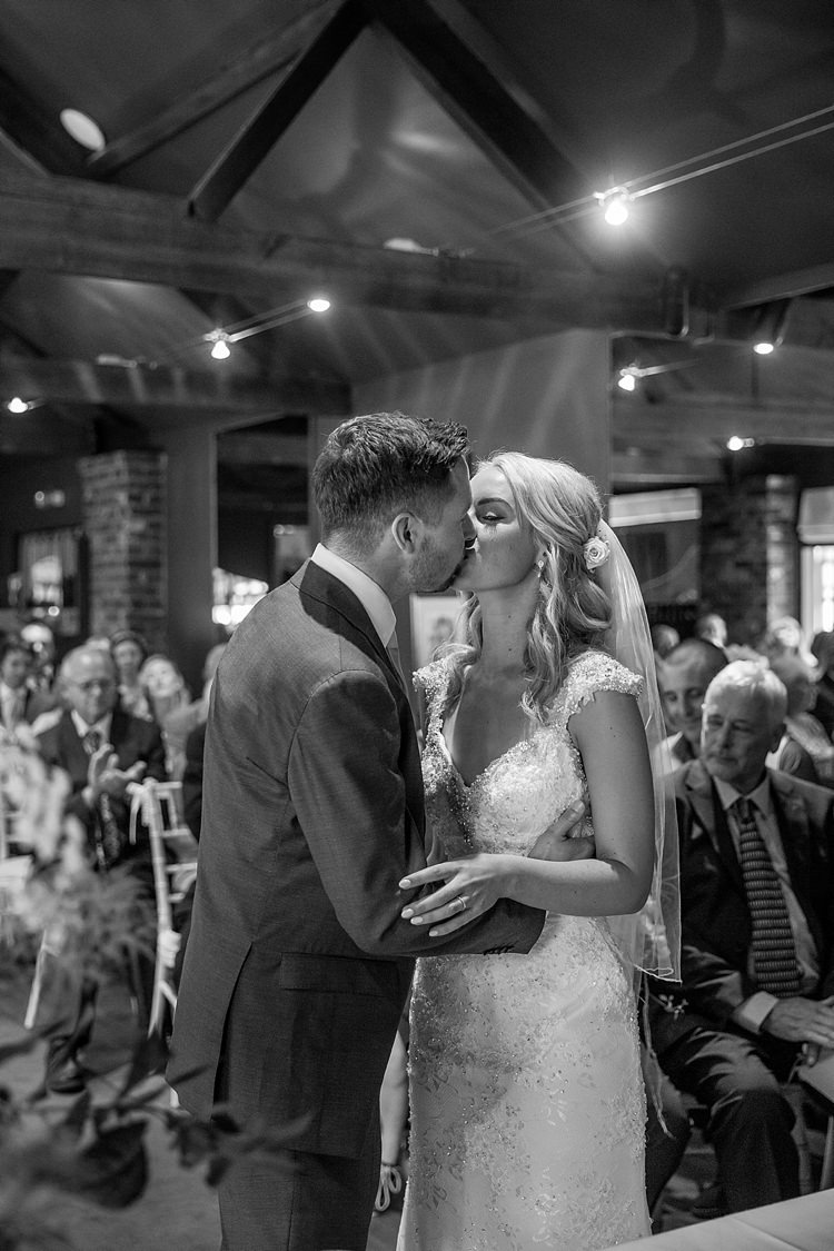 Romantic Summer Country Blush Wedding http://katherineashdown.co.uk/ 