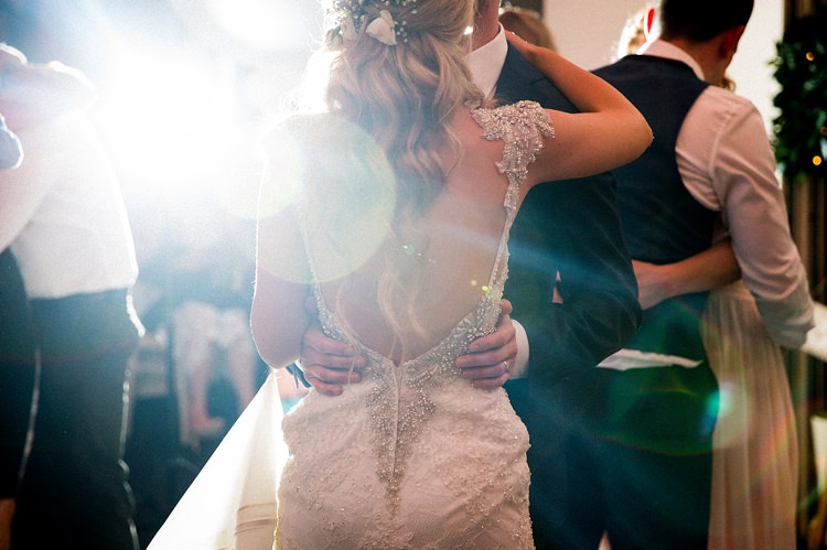 Romantic Summer Country Blush Wedding http://katherineashdown.co.uk/