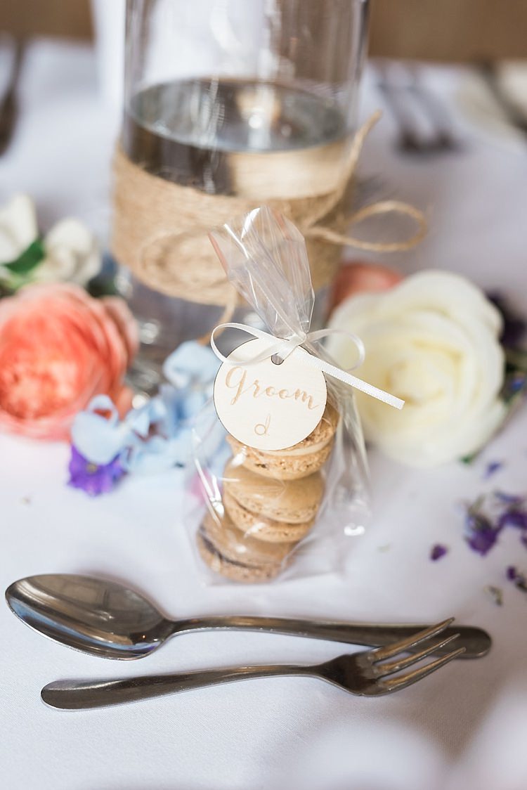 Macaron Favours Wooden Tag Place Name Chic Natural Garden Wedding http://www.folegaphotography.co.uk/