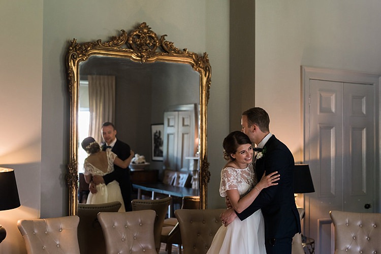 Chic Natural Garden Wedding http://www.folegaphotography.co.uk/