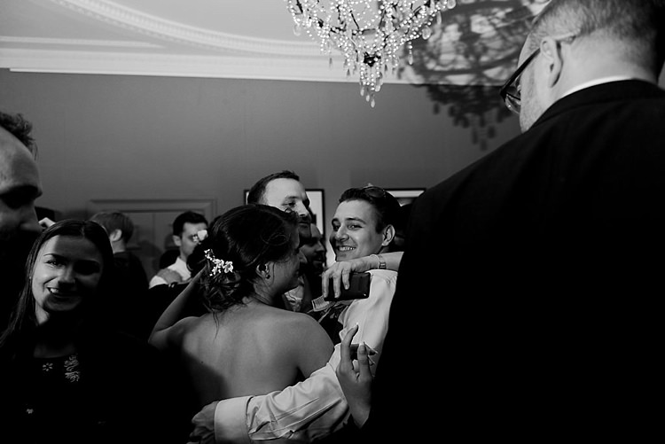 Chic Natural Garden Wedding http://www.folegaphotography.co.uk/