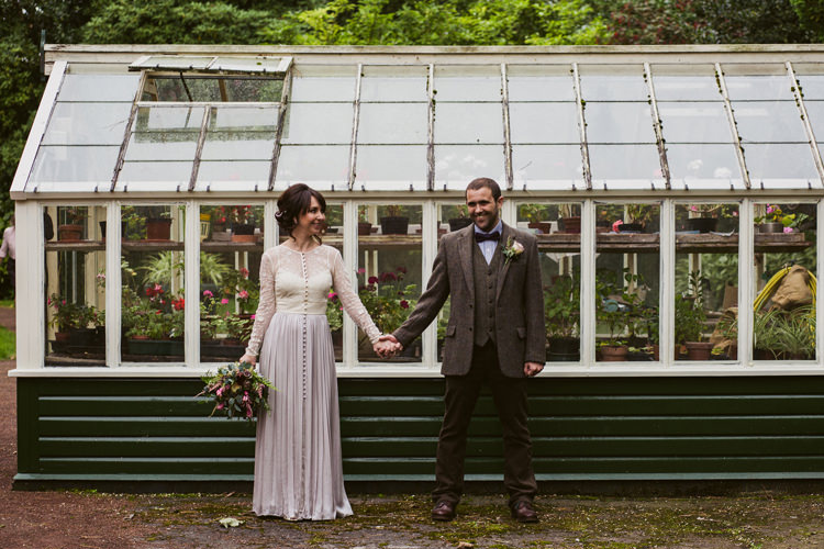 Relaxed Autumnal Child Friendly Wedding http://kathrynedwardsphotography.com/