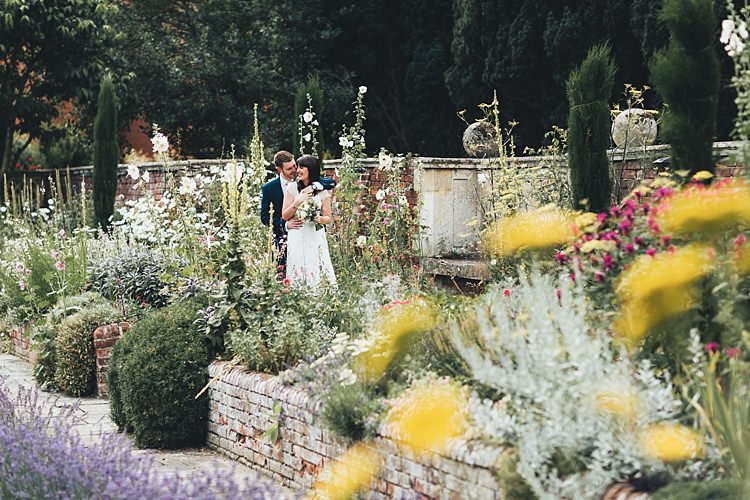 Fun Navy Yellow Country Garden Wedding http://missgen.com/