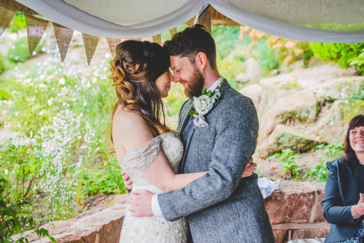 Autumn Garden Books Wedding http://www.emmahillierphotography.com/