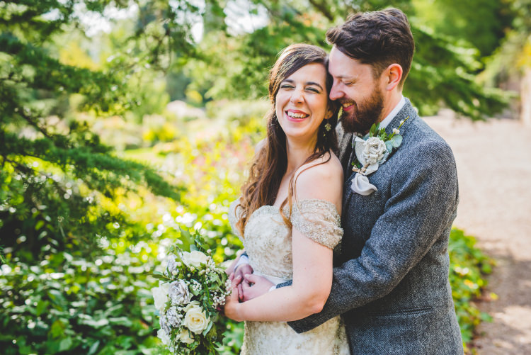 Autumn Garden Books Wedding http://www.emmahillierphotography.com/
