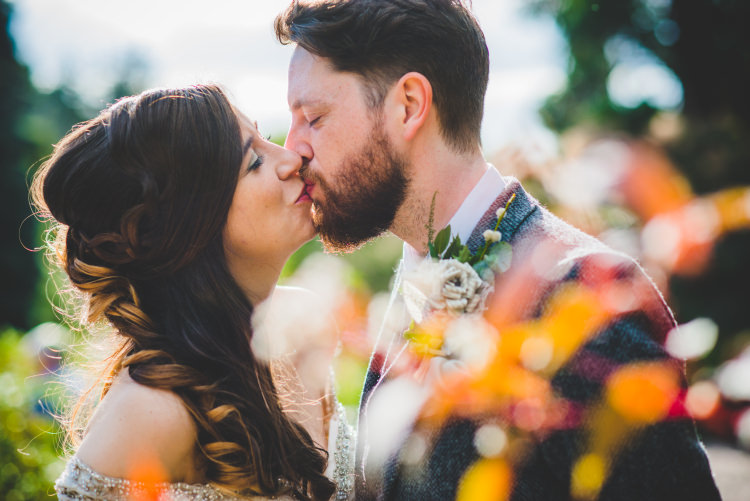 Autumn Garden Books Wedding http://www.emmahillierphotography.com/