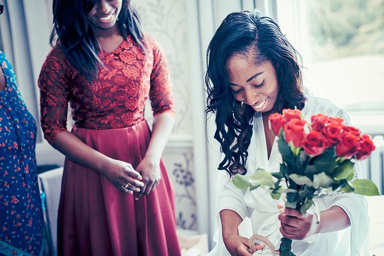 Fun Stylish City Hall Wedding http://www.terryliphotography.co.uk/