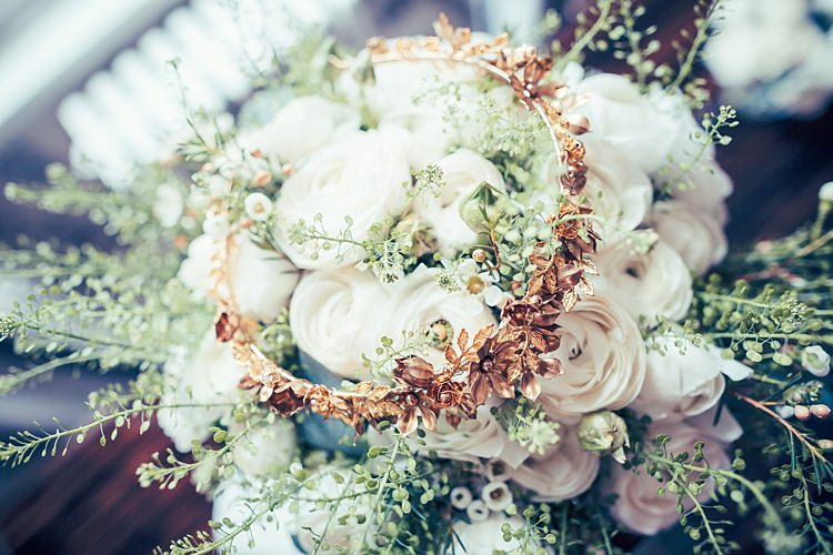 Fun Stylish City Hall Wedding http://www.terryliphotography.co.uk/