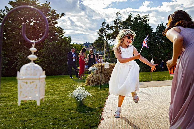 Outdoorsy Garden Rustic Tipi Wedding http://alexabbottphotography.co.uk/