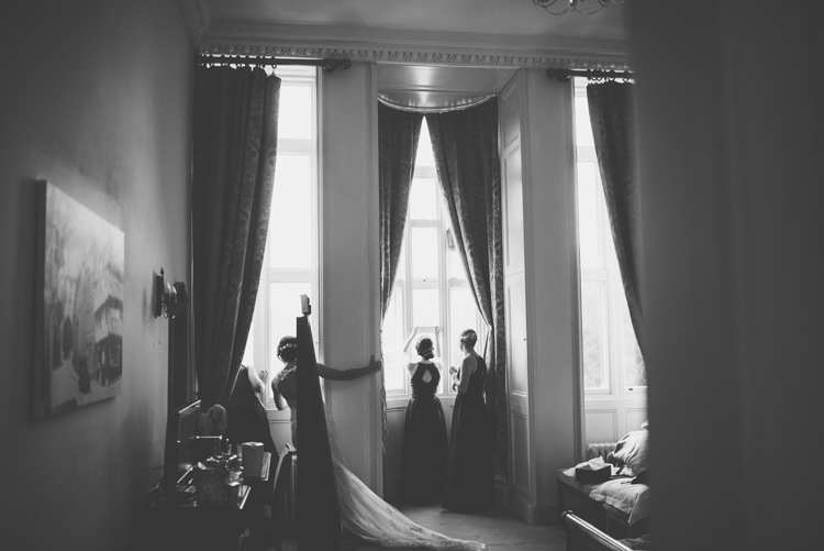 Jonathan Flint Photography Wedding UK Photographer Informal Documentary