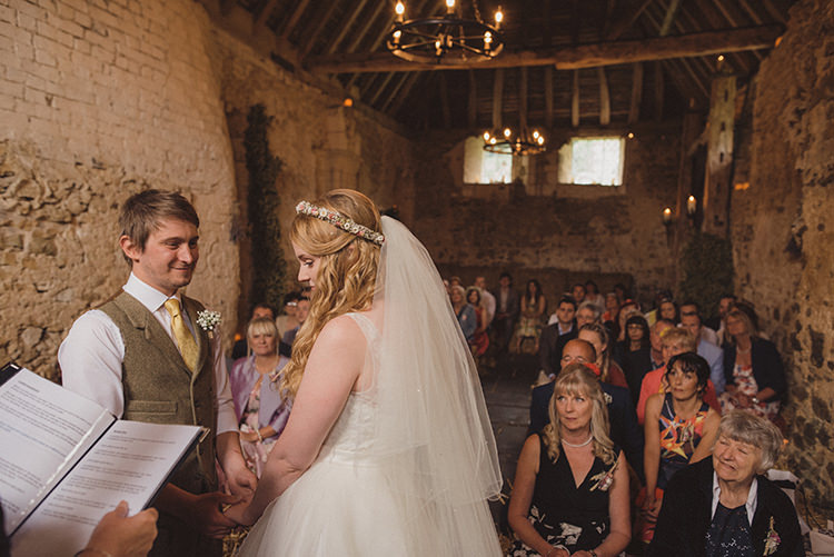 Rustic Quirky Woodland Wedding http://www.rebeccadouglas.co.uk/