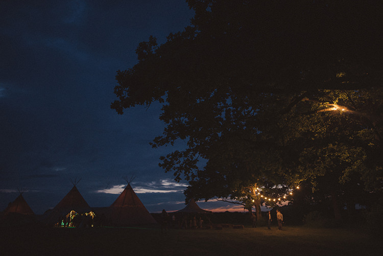 Rustic Quirky Woodland Wedding http://www.rebeccadouglas.co.uk/