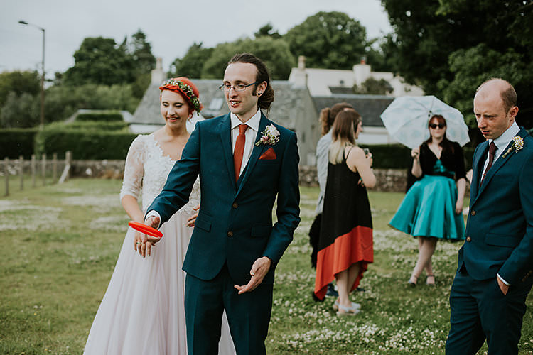 Colourful Crafty Relaxed Watercolour Wedding https://suesliquephotography.com/