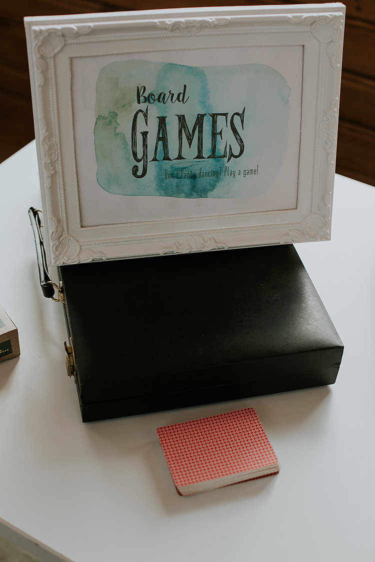 Board Games Colourful Crafty Relaxed Watercolour Wedding https://suesliquephotography.com/