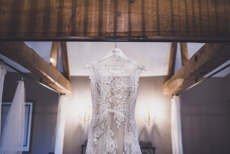 Ethereal Romantic Autumn Barn Wedding http://www.oacphotography.com/