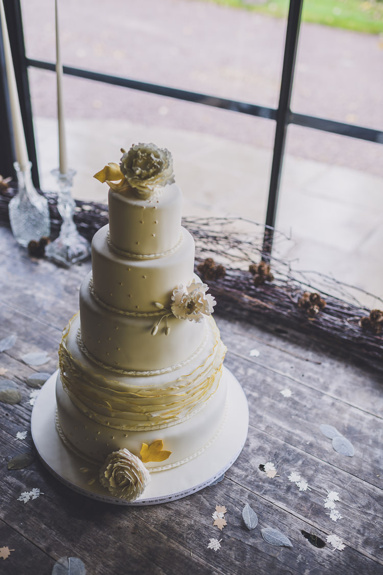 Classic Cake Ruffle Polka Dot Teirs Flowers Ethereal Romantic Autumn Barn Wedding http://www.oacphotography.com/
