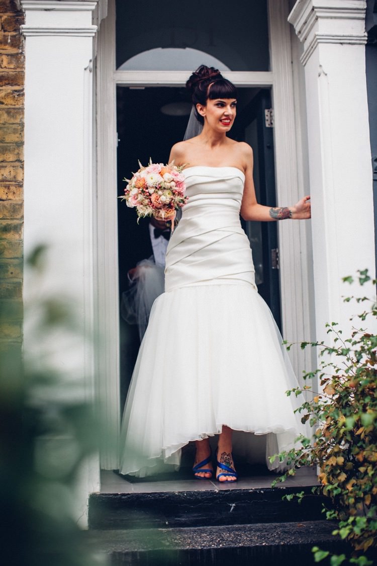 Vera Wang Strapless Grown Dress Bride Bridal Colourful Modern Fun Balloons Wedding http://www.lovestruckphoto.co.uk/