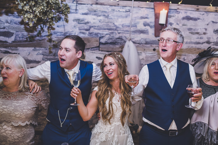 Ethereal Romantic Autumn Barn Wedding http://www.oacphotography.com/