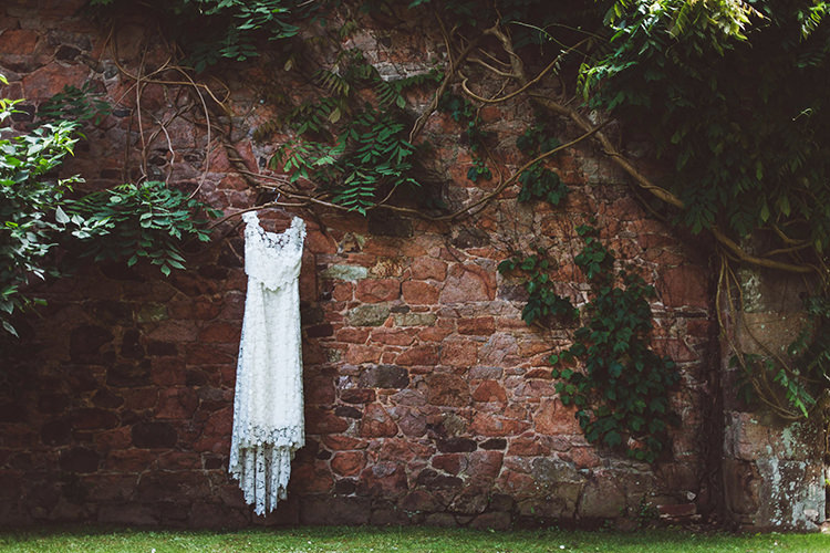 Beautiful Walled Garden Wedding Ideas http://www.brittamarie-photography.com/