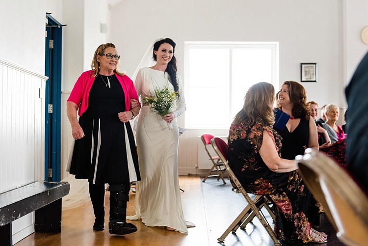 Modern Geometric Theatre Monochrome Wedding http://www.babbphoto.com/