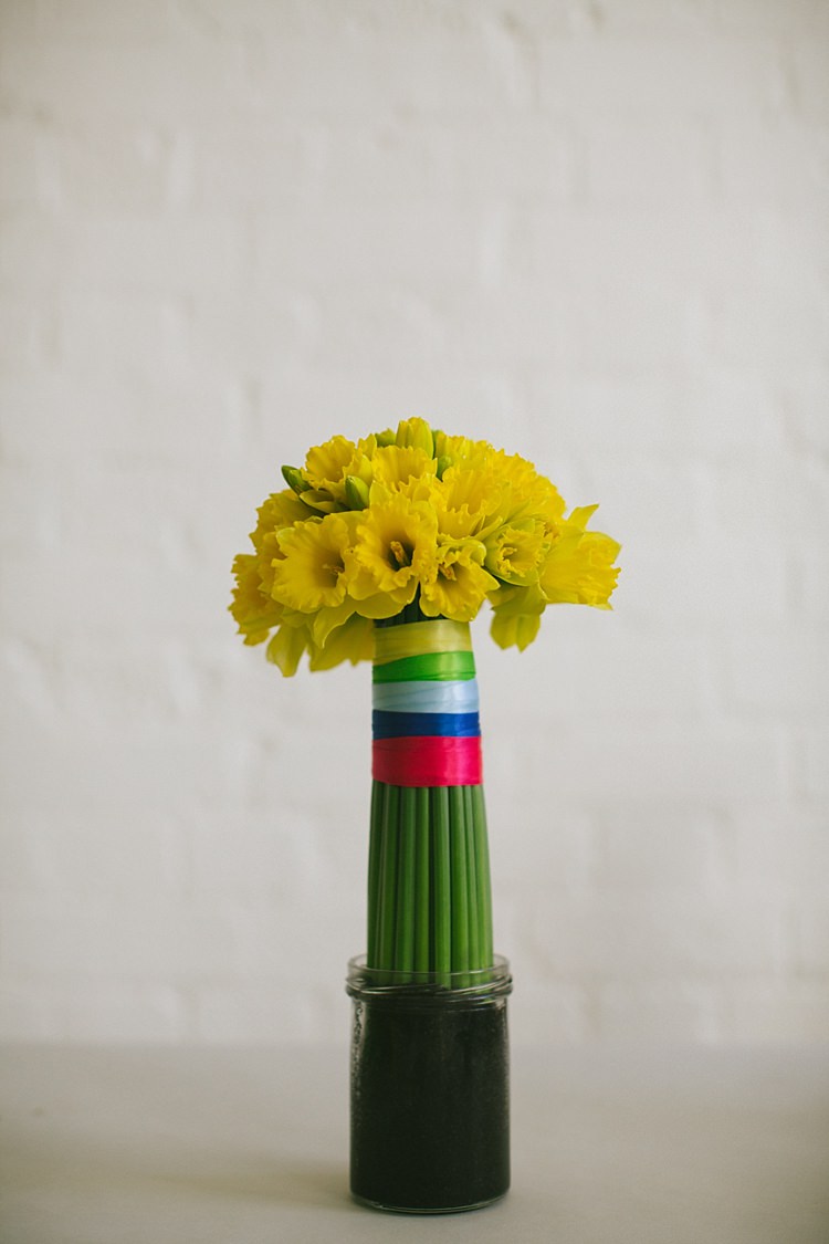 DIY Daffodil Spring Topiary Table Centrepiece www.binkynixon.com
