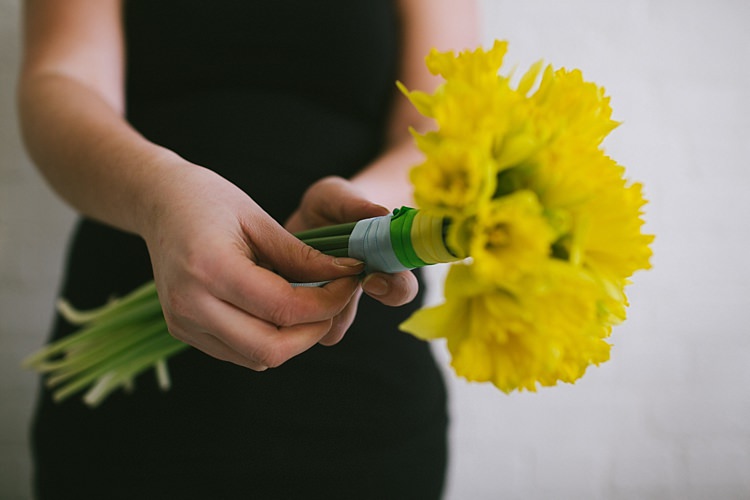 DIY Daffodil Spring Topiary Table Centrepiece www.binkynixon.com