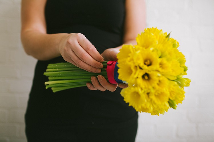 DIY Daffodil Spring Topiary Table Centrepiece www.binkynixon.com
