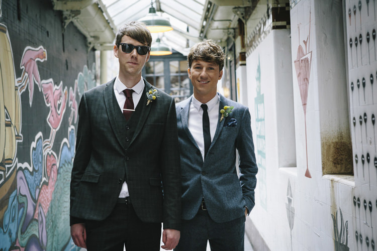 Stylish Clean Modern City Wedding https://mybeautifulbride.co.uk/