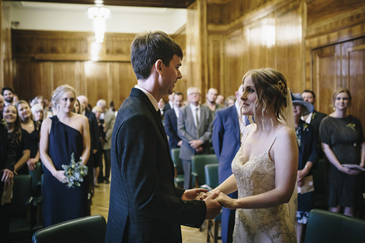 Stylish Clean Modern City Wedding https://mybeautifulbride.co.uk/