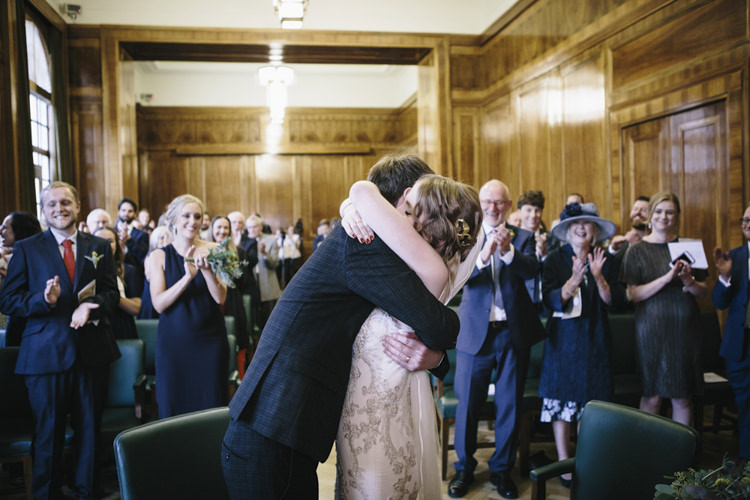 Stylish Clean Modern City Wedding https://mybeautifulbride.co.uk/