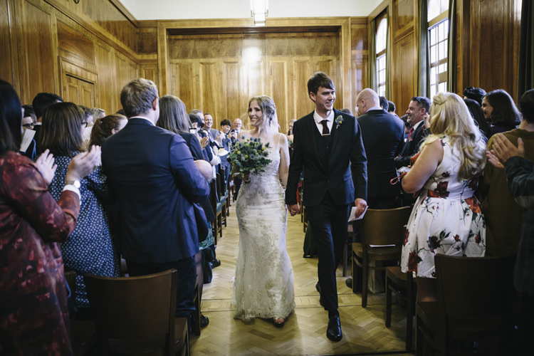 Stylish Clean Modern City Wedding https://mybeautifulbride.co.uk/