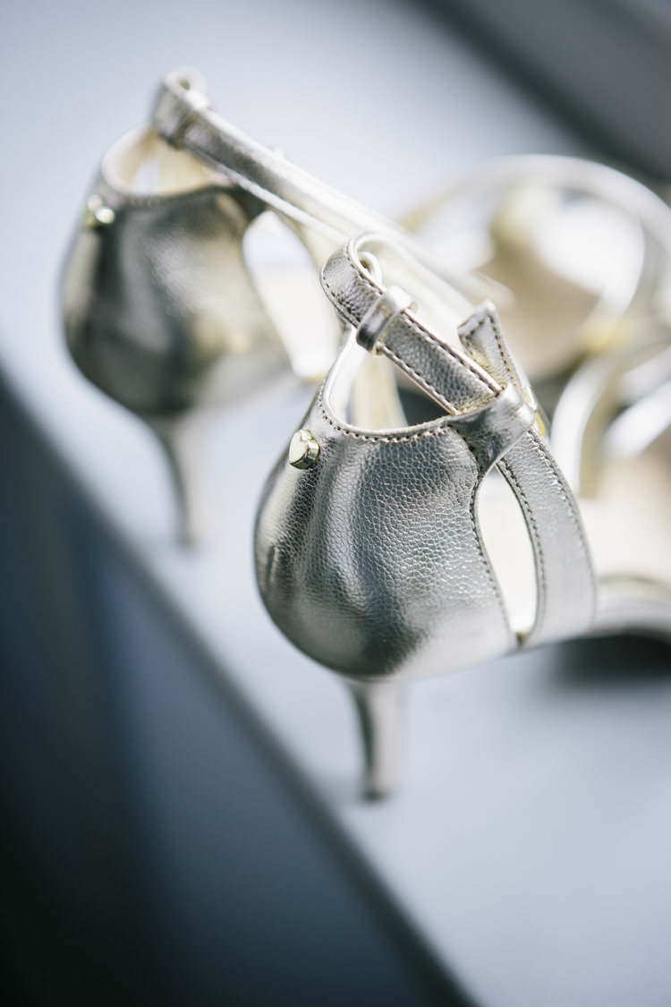 Metallic Gold Shoes Heels Bride Bridal Stylish Clean Modern City Wedding https://mybeautifulbride.co.uk/