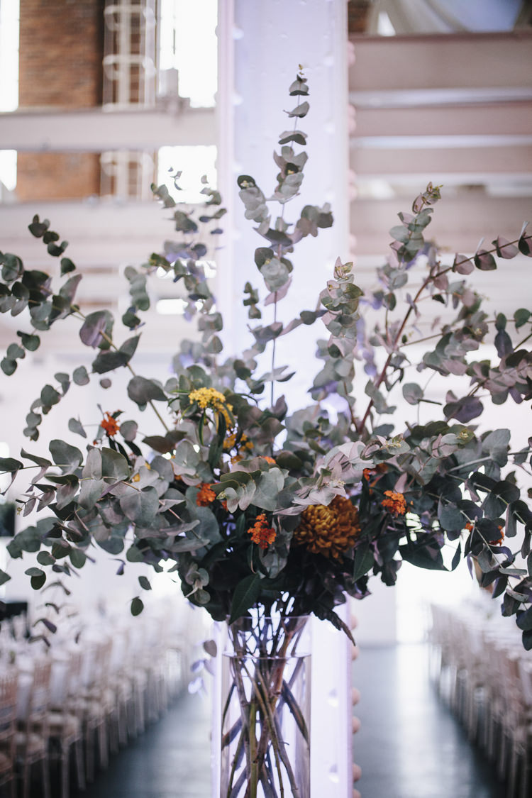 Eucalyptus Greenery Foliage Flowers Vase Decor Stylish Clean Modern City Wedding https://mybeautifulbride.co.uk/