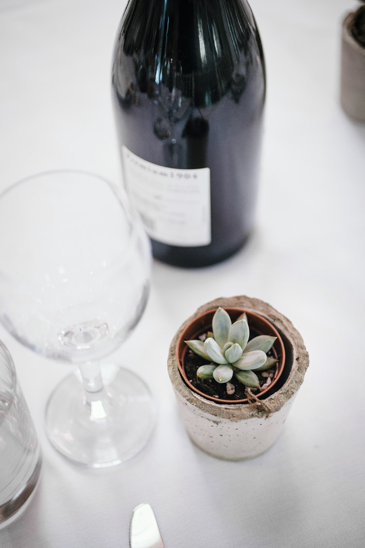 Concrete Succulent Favours Stylish Clean Modern City Wedding https://mybeautifulbride.co.uk/