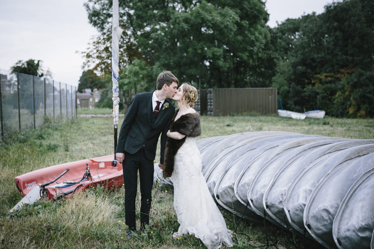 Stylish Clean Modern City Wedding https://mybeautifulbride.co.uk/