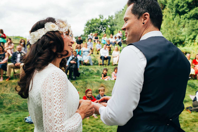 Indie Outdoorsy Camp Wedding http://emilytylerphotography.com/