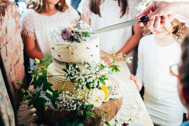 Indie Outdoorsy Camp Wedding http://emilytylerphotography.com/