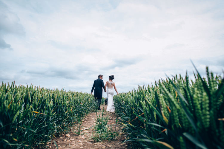 Hand Made Red White Blue Farm Wedding http://www.caseyavenue.co.uk/ 