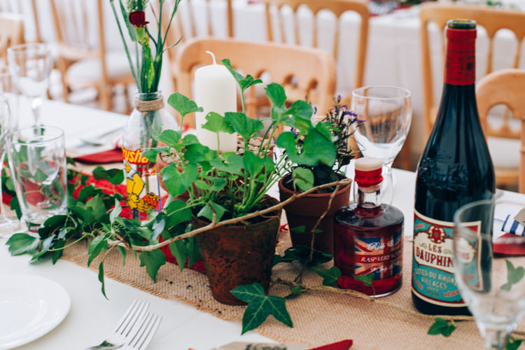Hand Made Red White Blue Farm Wedding http://www.caseyavenue.co.uk/