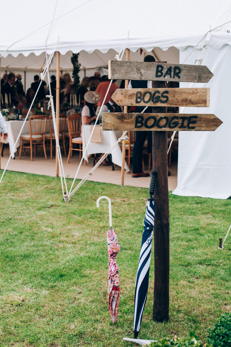 Rustic Wooden Sign Post Hand Made Red White Blue Farm Wedding http://www.caseyavenue.co.uk/