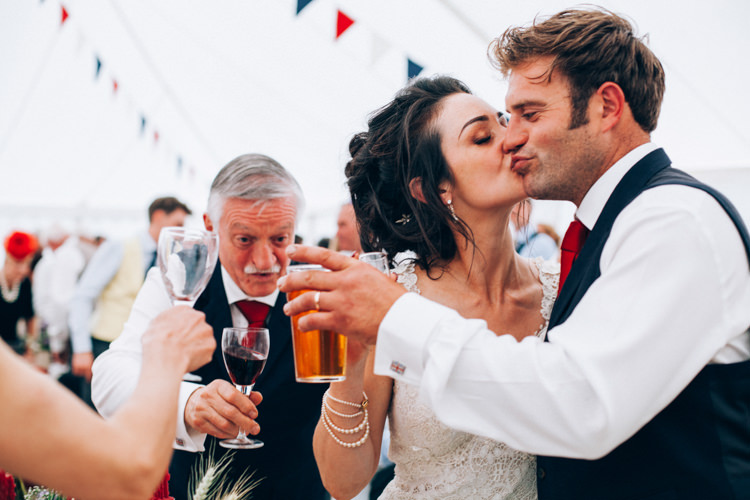 Hand Made Red White Blue Farm Wedding http://www.caseyavenue.co.uk/