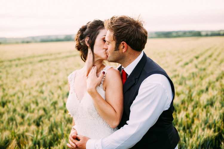 Hand Made Red White Blue Farm Wedding http://www.caseyavenue.co.uk/
