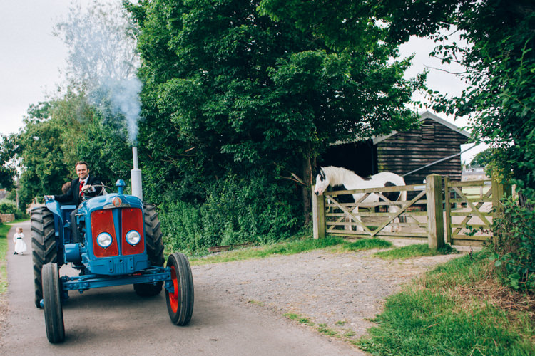 Hand Made Red White Blue Farm Wedding http://www.caseyavenue.co.uk/