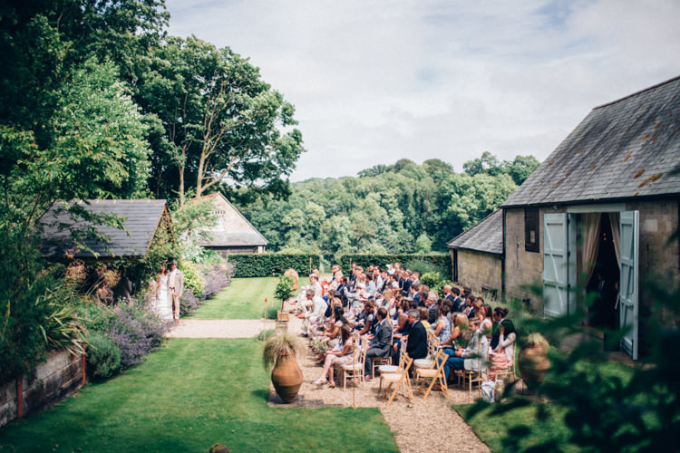 Rustic Home Made Farm Wedding http://blondiephotography.co.uk/