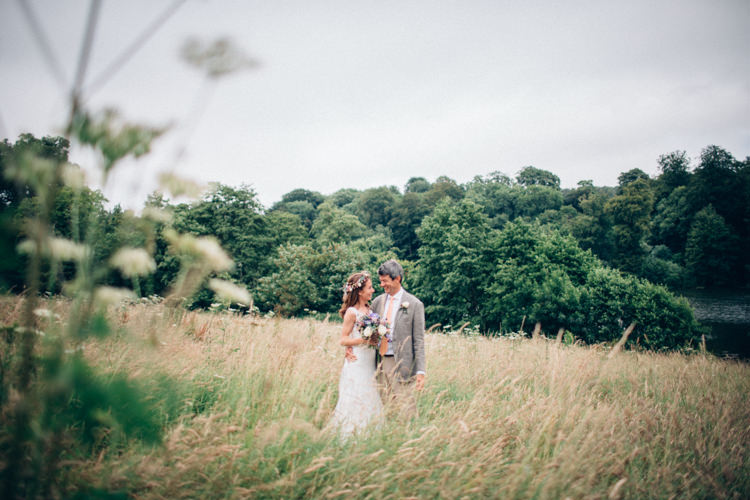 Rustic Home Made Farm Wedding http://blondiephotography.co.uk/