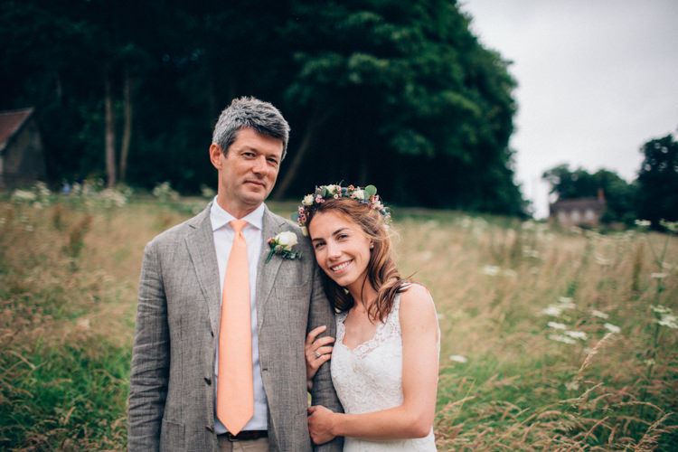 Rustic Home Made Farm Wedding http://blondiephotography.co.uk/